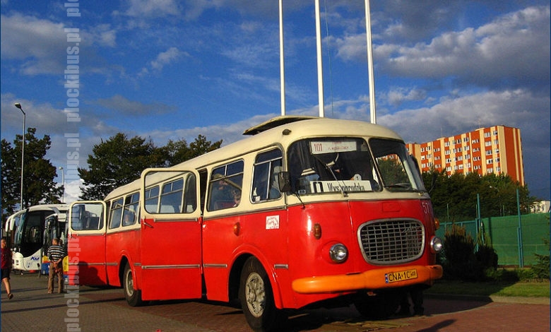 Zabytkowy Jelcz 043 z wykonaną przez nas tablicą linii 0