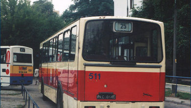 Duża tylna szyba to znak charakterystyczny dla "PRek"