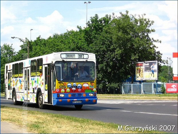 #589 oklejony przez dzieci