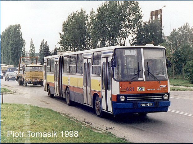 #621 - jeszcze przed zmianą malowania przedniej ściany