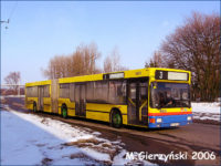 MANy #662-663 jako pierwsze otrzymały numer z boku nad pierwszymi drzwiami