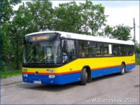 Na Mercedesach po raz pierwszy numer taborowy z lewej strony znalazł się nad kabiną kierowcy