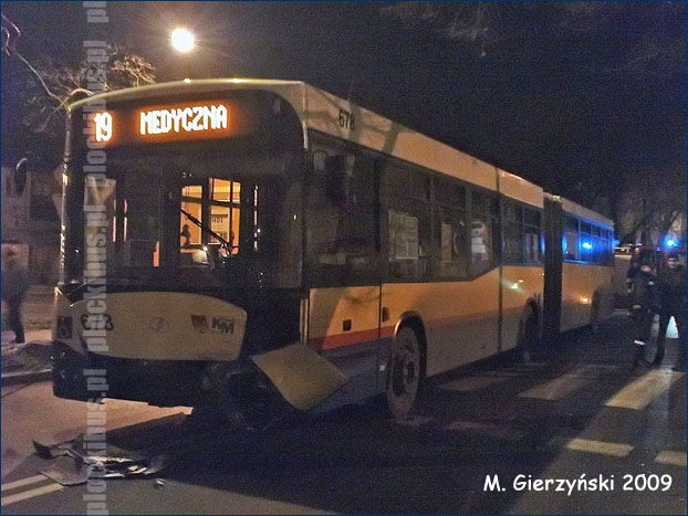 Płock, ul. Bielska. Wypadek Jelcza M181MB/3 #678.