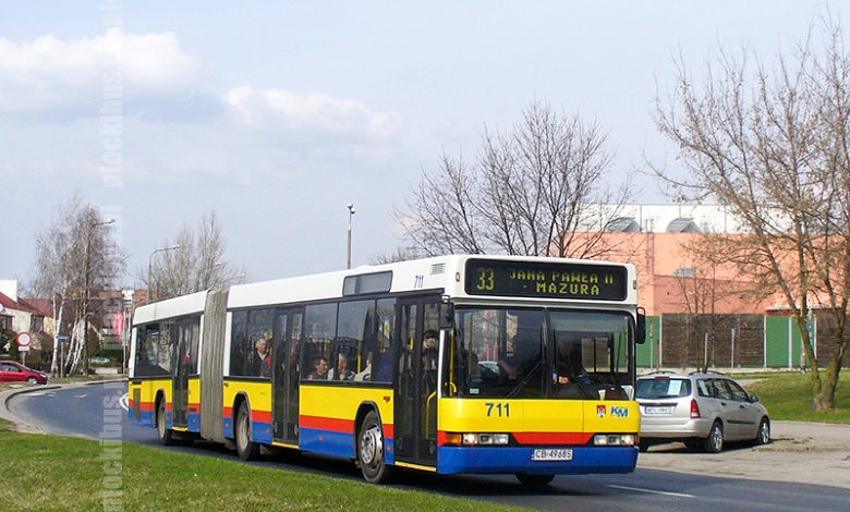 #711 - W 2010 r. zdecydowano się na zakup 2 używanych Neoplanów N4021.