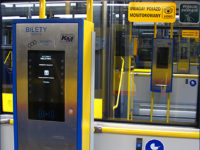 Biletomat Ticomat 8010 w nowym Solarisie