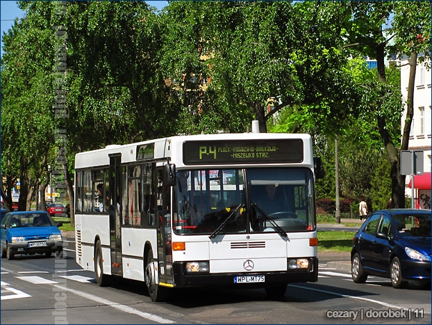 Mercedes-Benz O405N2 (WPL MT75) na linii P-4