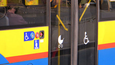 Piktogramy na drugich drzwiach