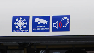 Piktogramy nad drugimi drzwiami