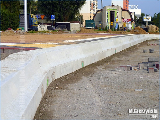 Do budowy zatoki użyto specjalnie wyprofilowanych krawężników
