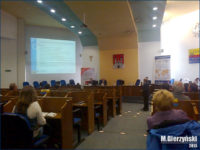 Seminarium na temat "Bezpieczny i zrównoważony transport miejski" w auli ratusza