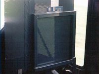 Winda dla niepełnosprawnych zamontowana w przednich drzwiach Jelczy 120MM/1