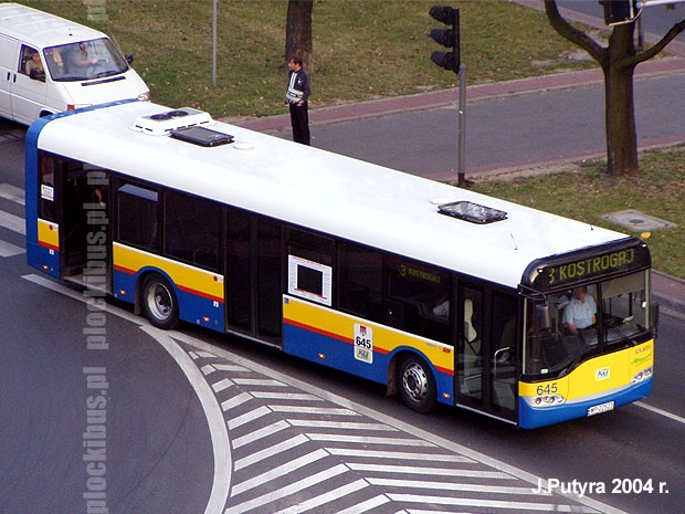 Solaris #645 bez czerwonego paska z przodu. Jednocześnie były to ostatnie autobusy z białym pasem pod oknami.
