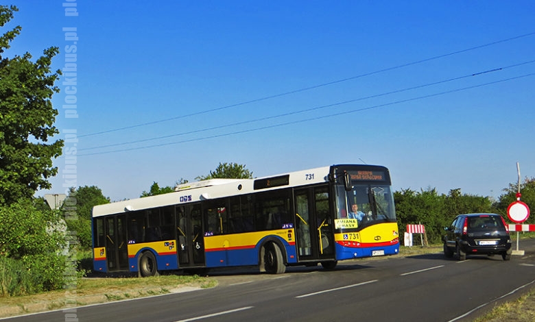 Linia nr 2 wyjeżdża z tymczaswej pętli OD Złote Piaski w kierunku Skarpy