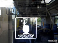 Piktogram na wewnętrznej stronie drzwi