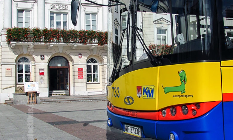 Solaris pod płockim ratuszem