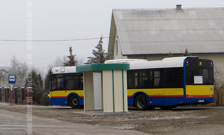 Nowa wiata na pętli "Ciechomice"