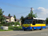 Linia x3 na tymczasowej pętli na wysokości przystanku Kasztanowa