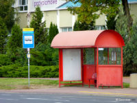 Wiata typu MK Cafe na przystanku Stanisławówka