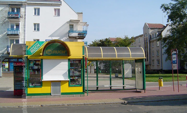 Wiatokiosk na przystanku Skotnickiego - stan na 2011 r. (prawie oryginalny)