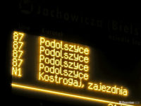 Tablica DIP na przystanku Jachowicza (Bielska)