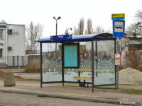 Nowa wiata na przystanku Stocznia 02