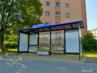 Nowa wiata na przystanku Jaśminowa 02