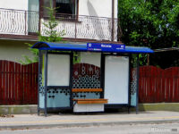 Nowa (węższa) wiata na przystanku Kościelna 02