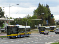 Przegubowe hybrydy na ostatniej prostej w drodze z fabryki do płockiej zajezdni