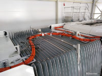 Wiązka przewodów poprowadzona nad przegubem