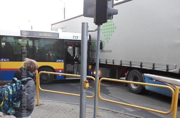 Kolizja z udziałem MANa #717. Źródło: PetroNews