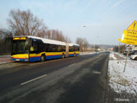 Autobus linii nr 3 na tymczasowym przystanku końcowym Botaniczna