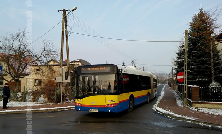 Autobus linii nr 3 na ul. Cedrowej