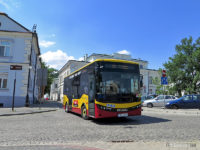 Isuzu Novociti Life na pl. Narutowicza