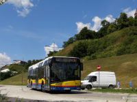 Autobus linii 44 na przebudowanej ul. Rybaki