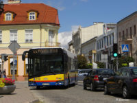 Autobus linii 44 na skrzyżowaniu ul. Kościuszki i pl. Narutowicza