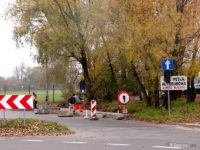 Budowa nowego chodnika wzdłuż pętli na Winiarach