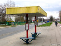 wiata oborniki na przystanku III Liceum