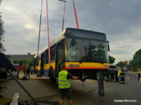 MAN #658 wyciągany przez dźwig