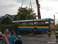 MAN #658 wyciągany przez dźwig