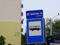 Nowa tabliczka bez numerów linii