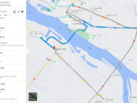 Po wybraniu jednej z opcji pojawiają się szczegóły trasy, z podaniem numerów linii i przesiadki