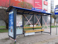 Zniszczona wiata na przystanku Wyszogrodzka, Wisła 03