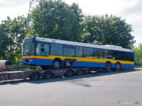 MAN #691 podczas załadunku na lawetę