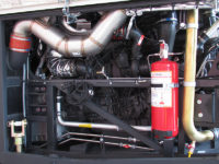 System gaszenia pożaru w komorze silnika