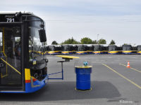 Po wykonaniu slalomu, trzeba było jeszcze trafić piłką do beczki