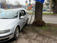 Uszkodzenia samochodu osobowego