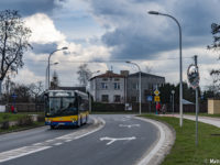 Autobus linii 20 na ul. Pasternakiewicza