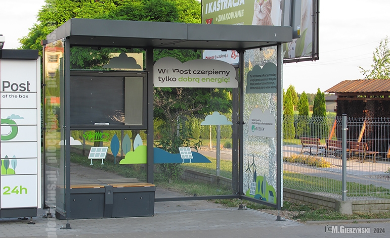 Nowa wiata przystanku Cekonowo, GOK