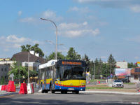 Autobus linii 103 na odcinku ul. Chopina przy dworcu autobusowym