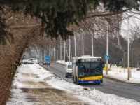 Autobus linii 26 na ul. Traktowej